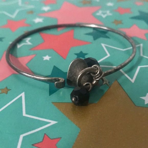 925 Silver | Bangle/Cuff Bracelet | Heart | 2 9/16โ - Picture 4 of 4